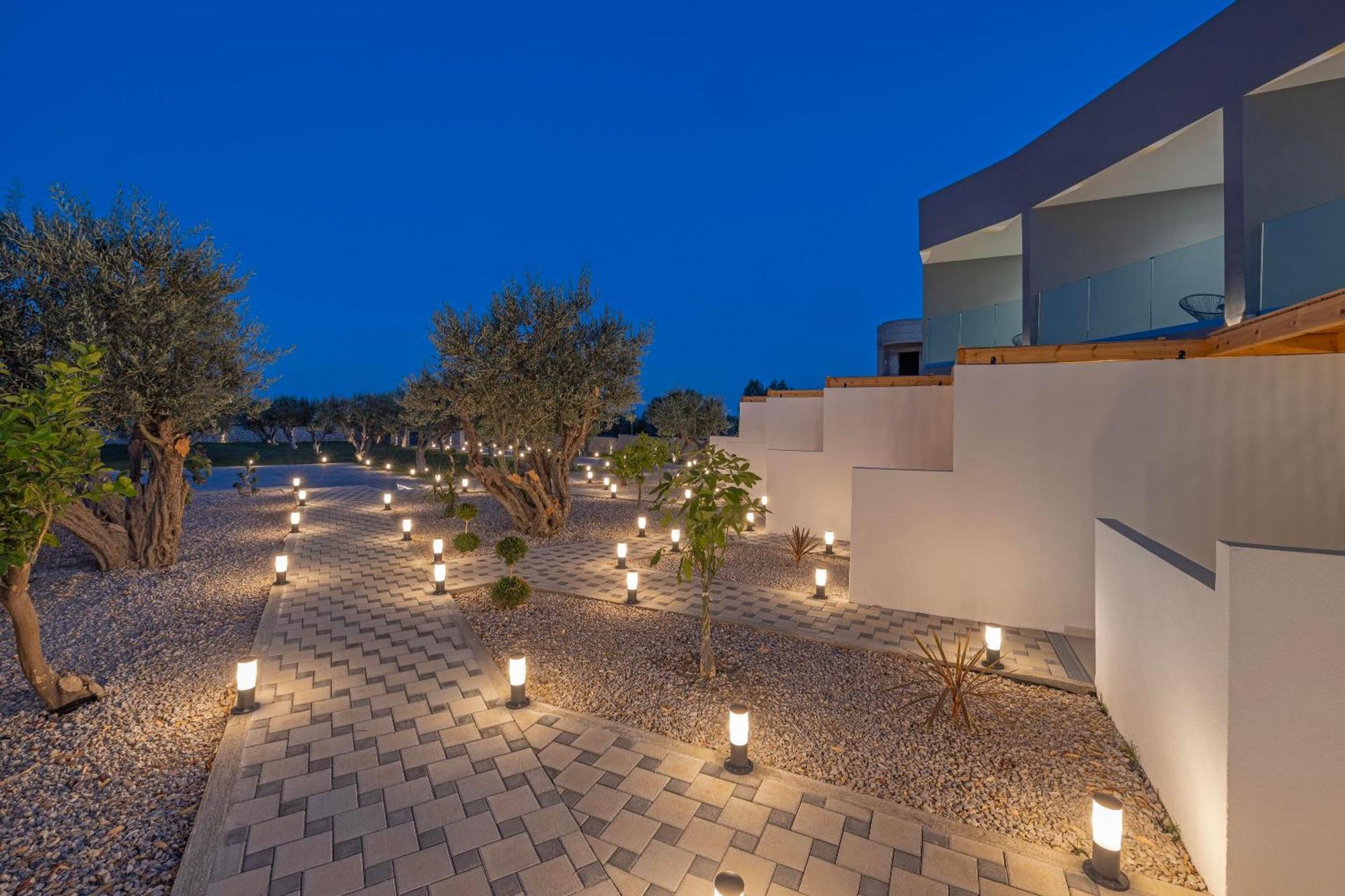 Tota Suites Afantou Ngoại thất bức ảnh