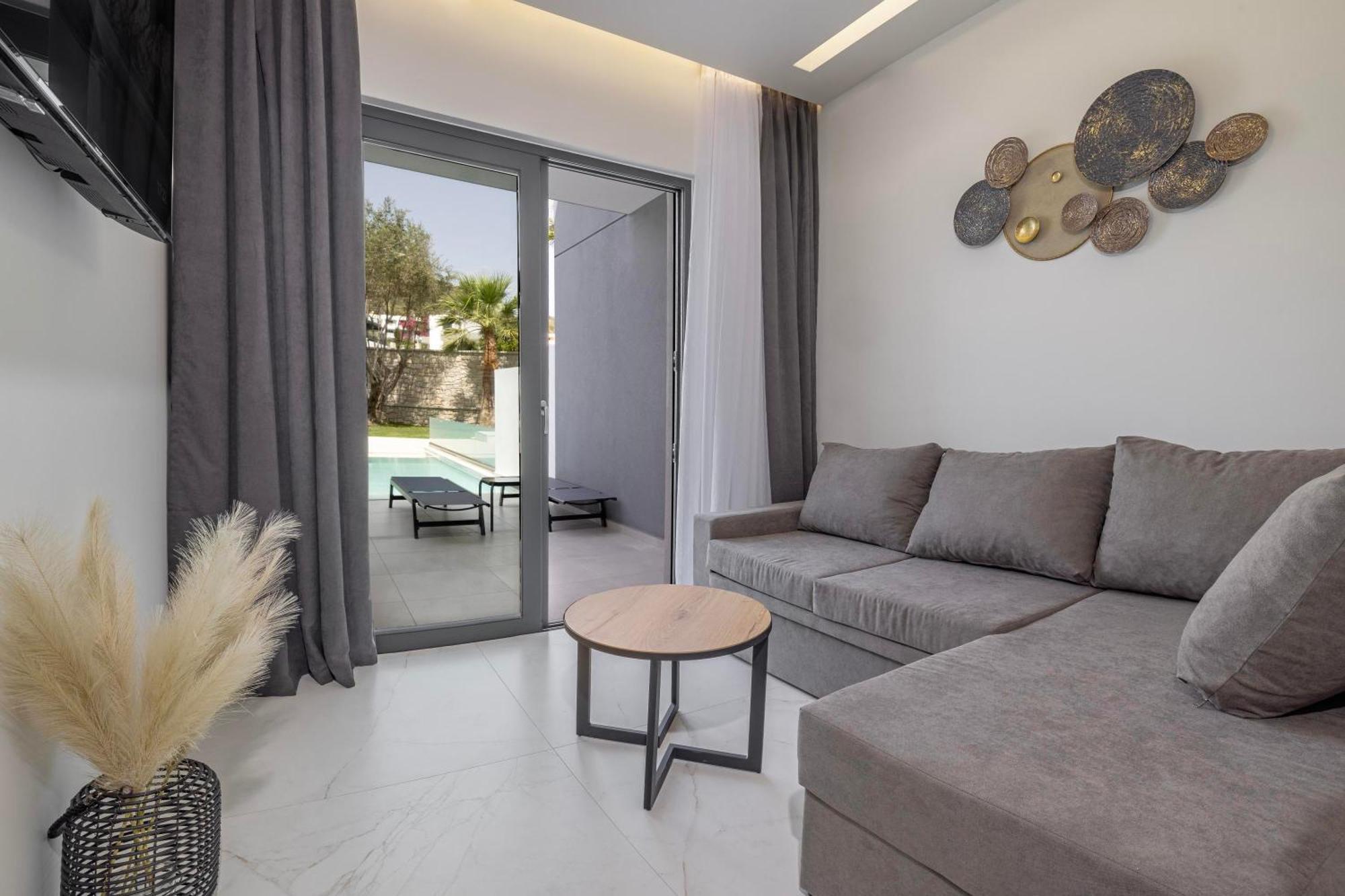 Tota Suites Afantou Ngoại thất bức ảnh